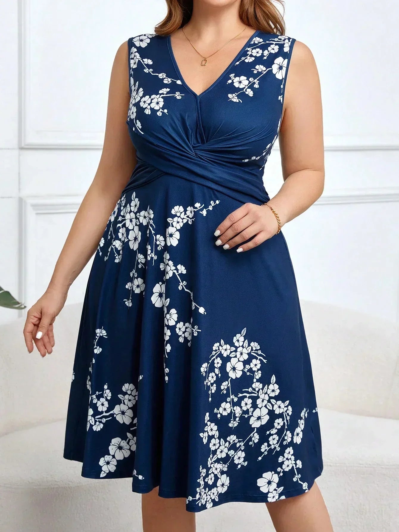 Danica | Robe Fleurie Enveloppante | Maya Deauville