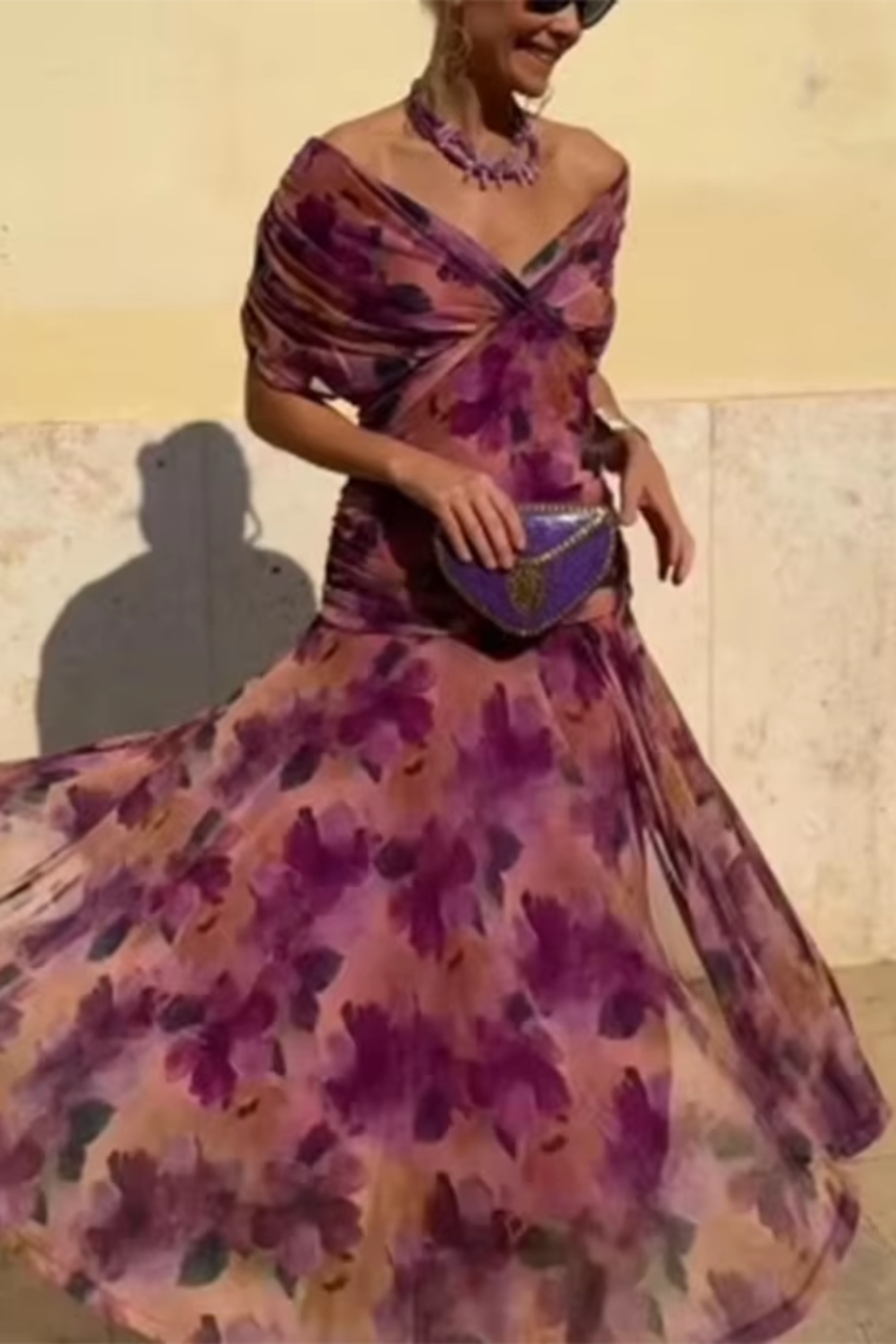 Louise™ | Robe Maxi de Fête Élégante à Col V | Maya Deauville