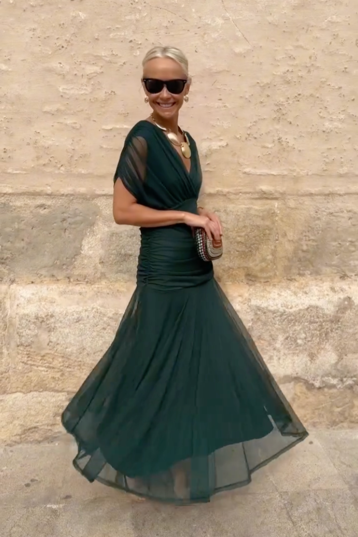 Louise™ | Robe Maxi de Fête Élégante à Col V | Maya Deauville