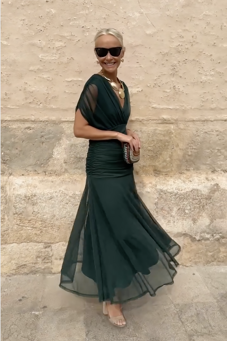 Louise™ | Robe Maxi de Fête Élégante à Col V | Maya Deauville