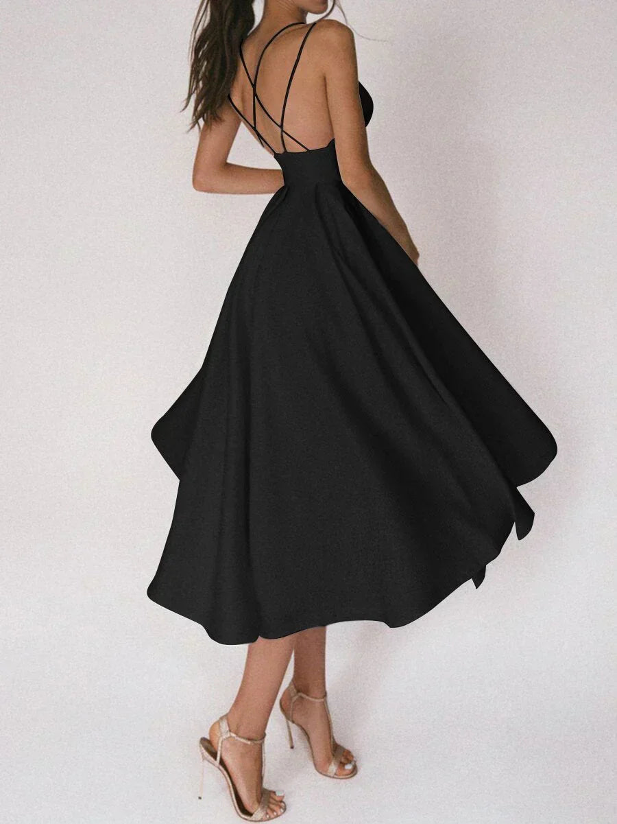 Elara | Robe Minimaliste Élégante | Maya Deauville