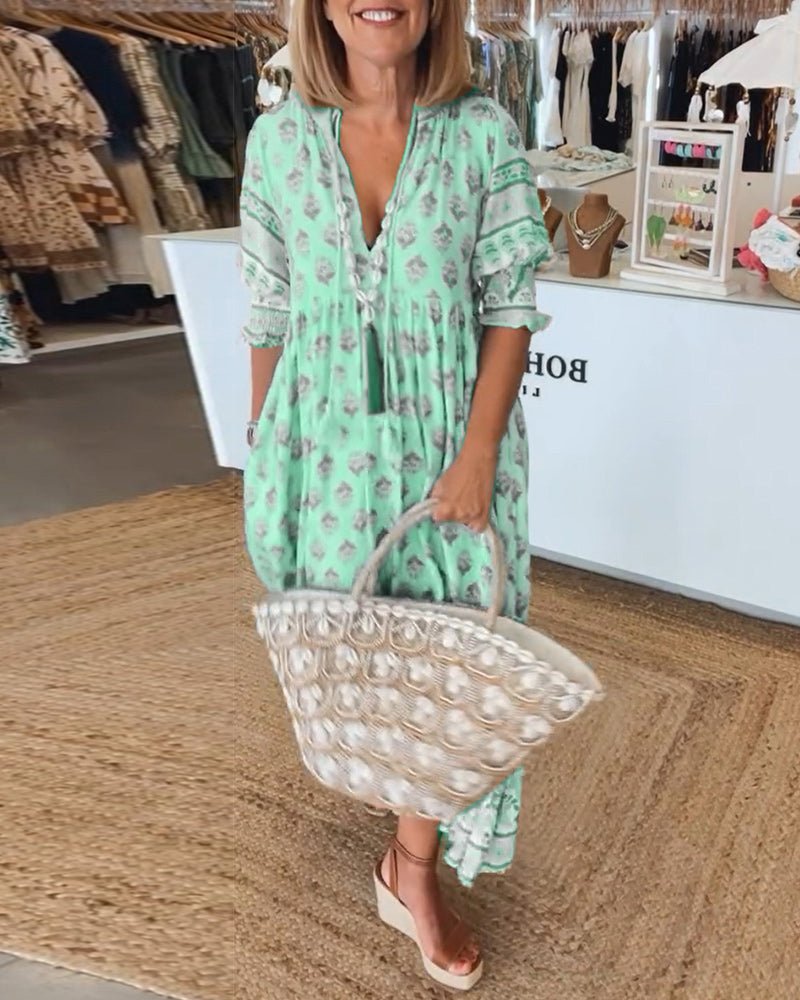 MANA | Robe midi florale chic à col en v | Maya Deauville