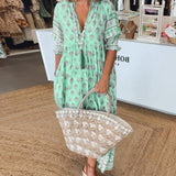 MANA | Robe midi florale chic à col en v | Maya Deauville