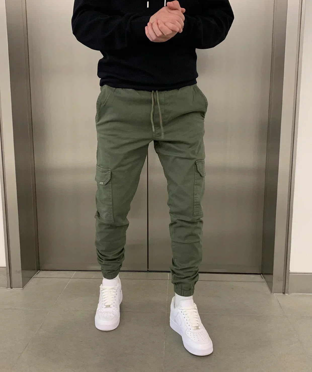 Pantalon cargo coupe jogger | Maya Deauville