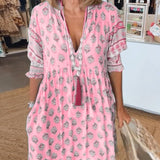 MANA | Robe midi florale chic à col en v | Maya Deauville