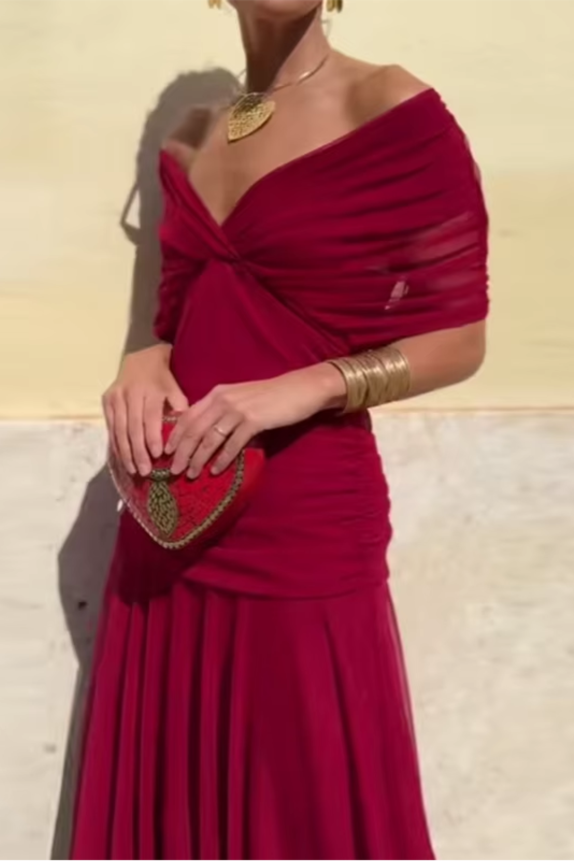 Louise™ | Robe Maxi de Fête Élégante à Col V | Maya Deauville