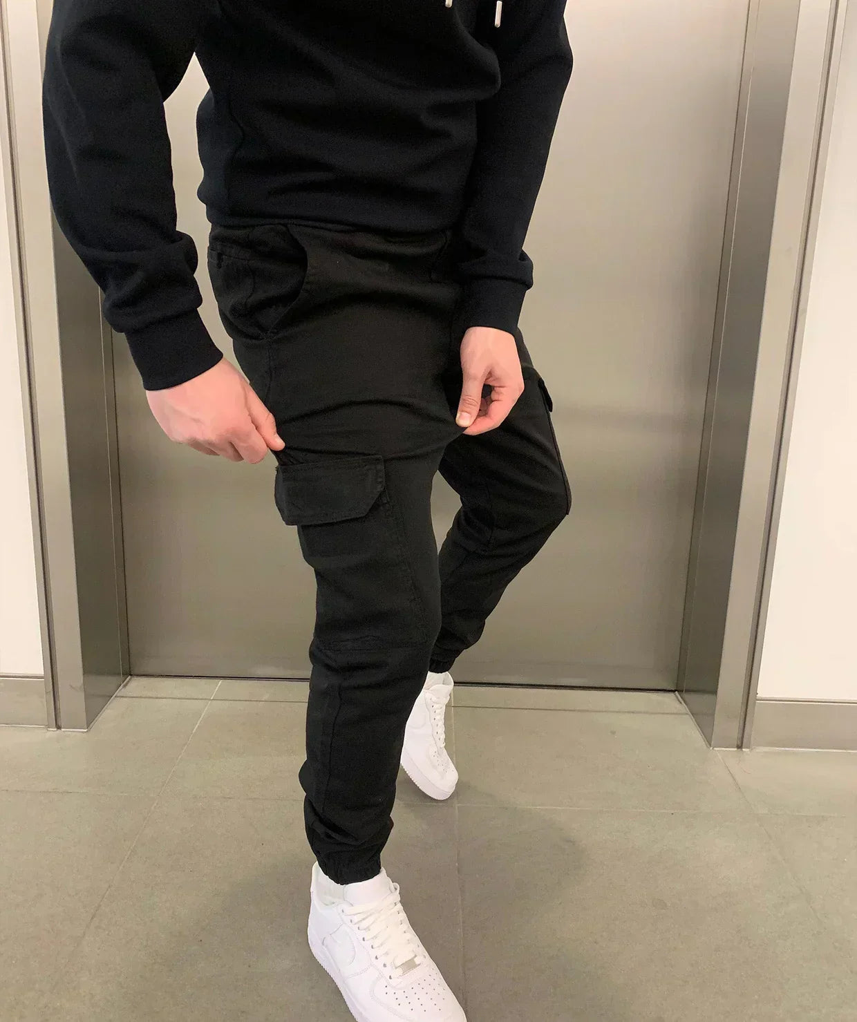Pantalon cargo coupe jogger | Maya Deauville