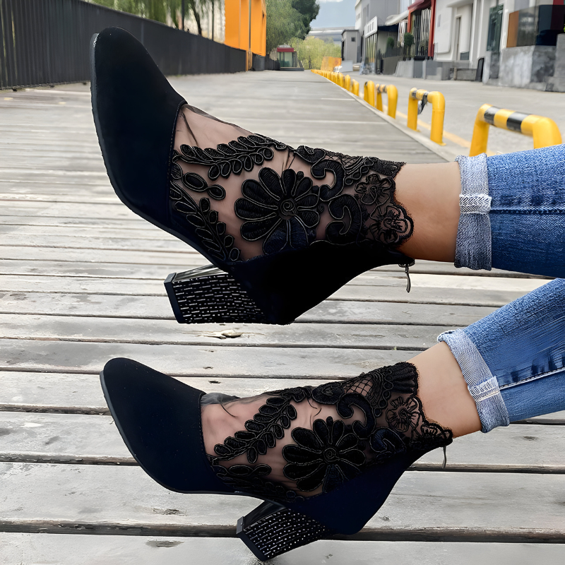 Lynora | Talons Orthopédiques | Maya Deauville