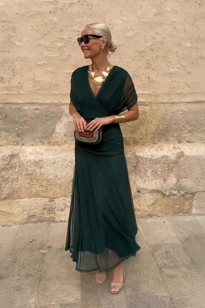 Louise™ | Robe Maxi de Fête Élégante à Col V | Maya Deauville