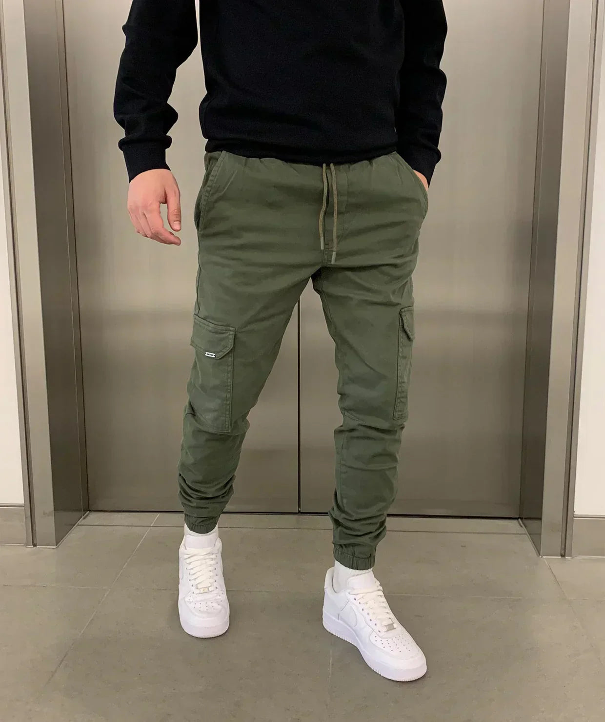 Pantalon cargo coupe jogger | Maya Deauville