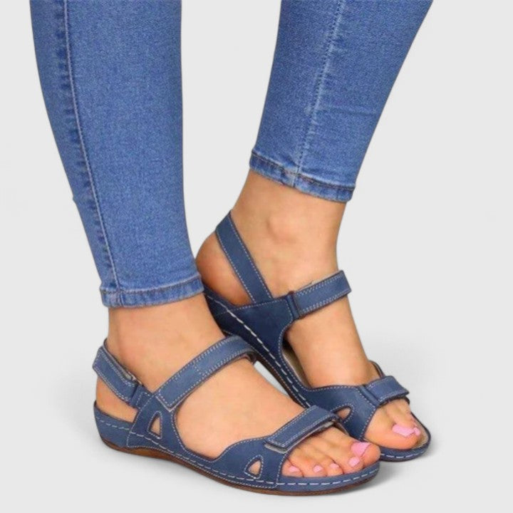 Avrie | Sandales de Confort Plates | Maya Deauville