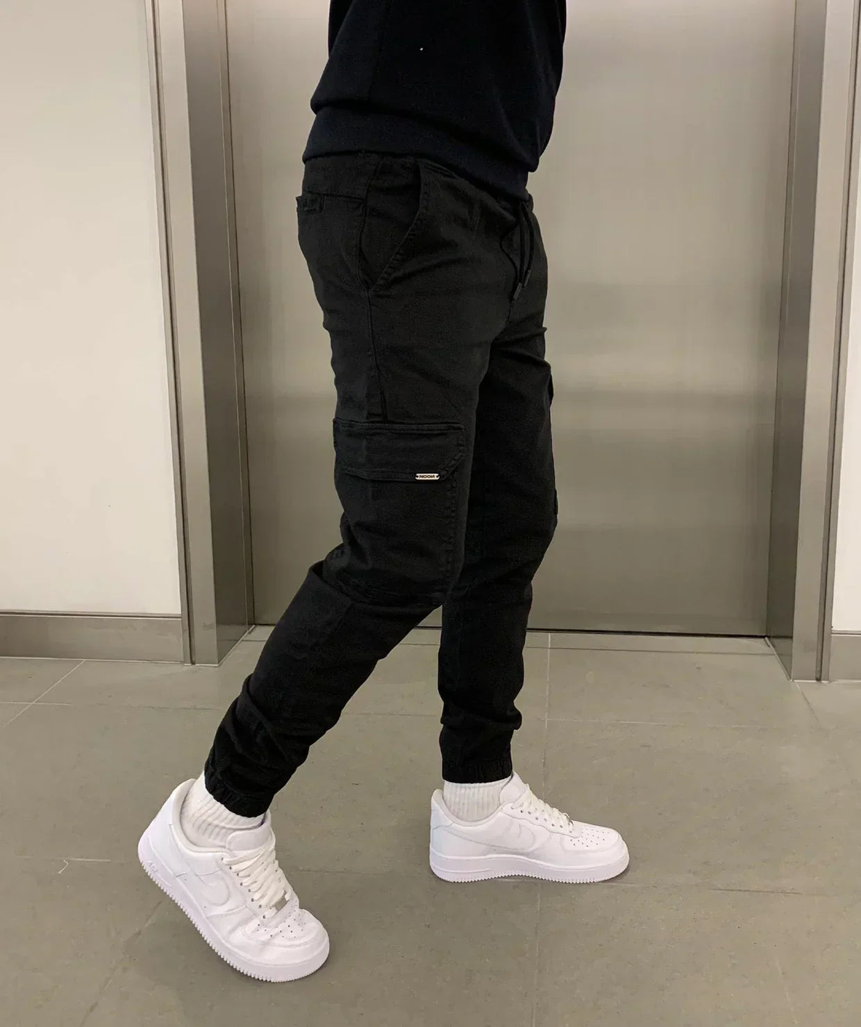 Pantalon cargo coupe jogger | Maya Deauville