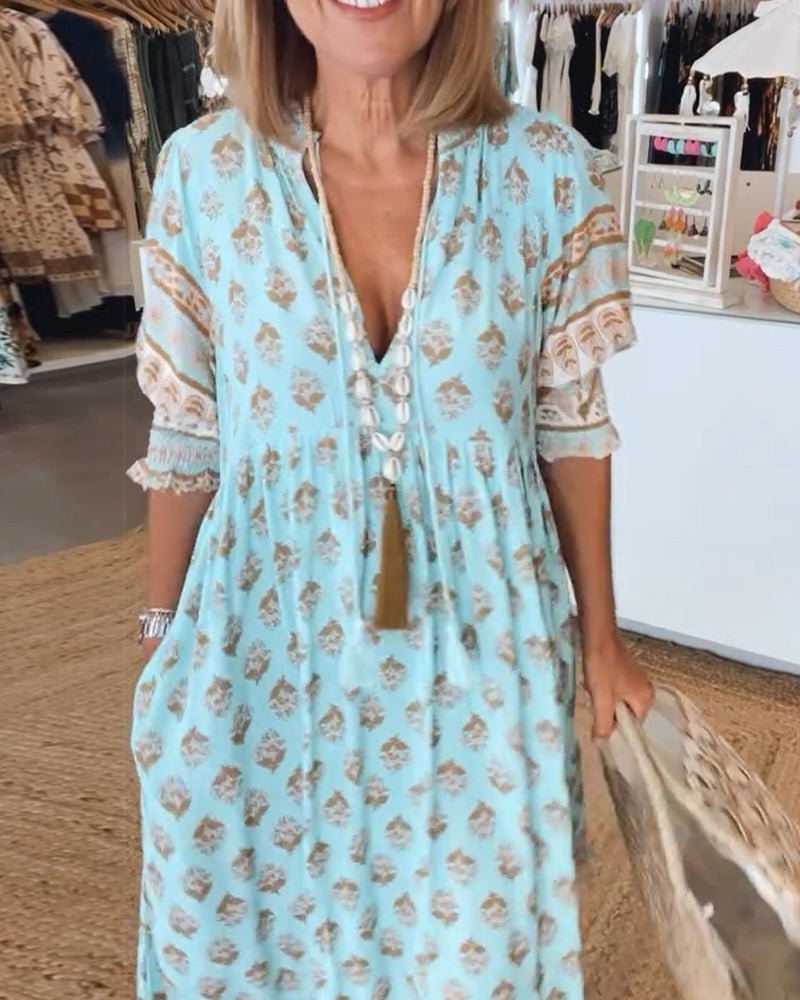 MANA | Robe midi florale chic à col en v | Maya Deauville