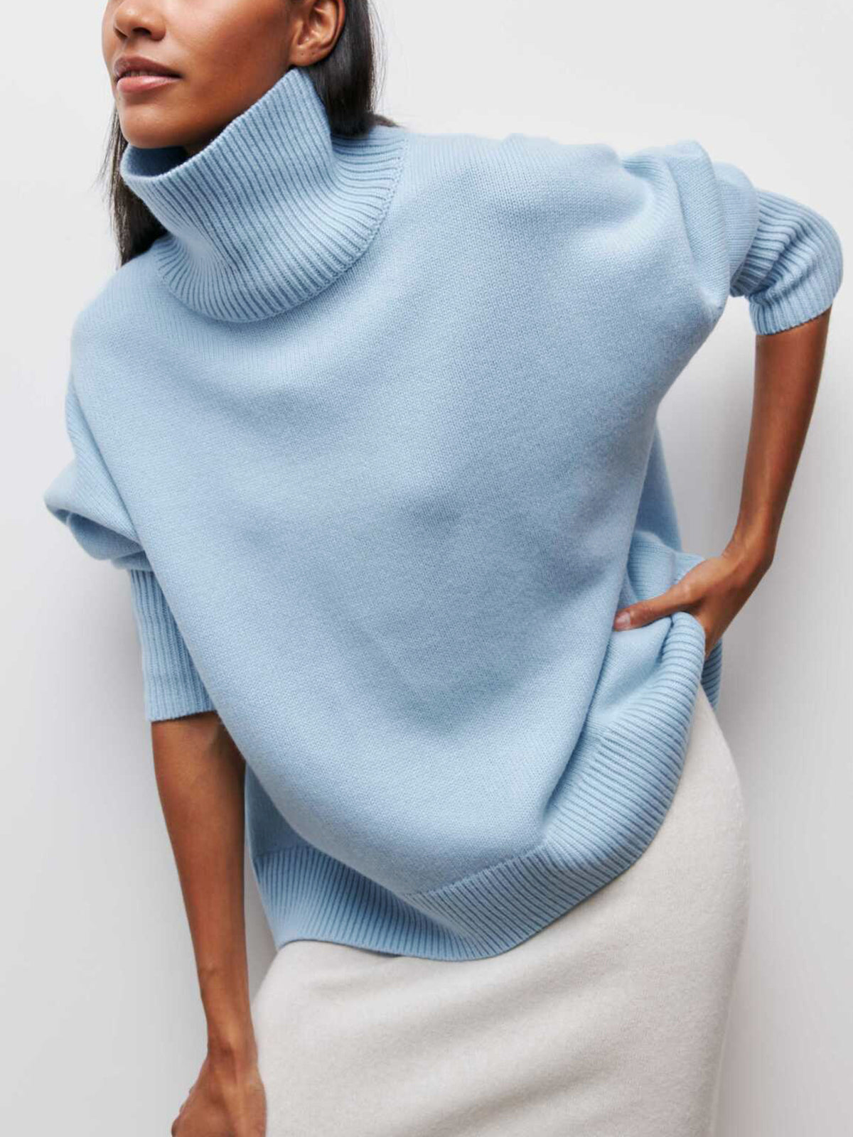 Cassie™ | Pull Col Roulé Oversize | Maya Deauville