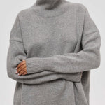 Cassie™ | Pull Col Roulé Oversize | Maya Deauville