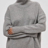 Cassie™ | Pull Col Roulé Oversize | Maya Deauville