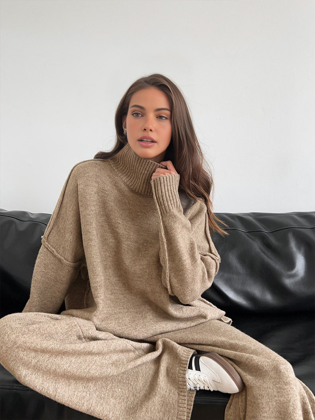 Delia™ | Ensemble Tricoté à Col Roulé | Maya Deauville