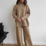 Delia™ | Ensemble Tricoté à Col Roulé | Maya Deauville