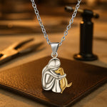 Olivia™ – Collier avec pendentif en forme de chien | Maya Deauville