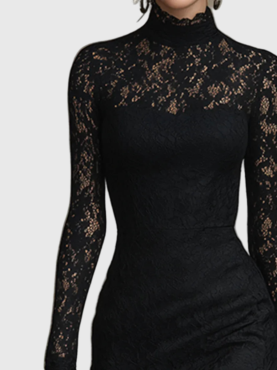 Monica | Robe Maxi Évasée en Dentelle Élégante | Maya Deauville