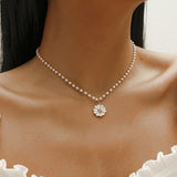 Collier Pendentif Marguerite avec Perle | Maya Deauville