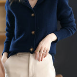 Margaux™ | Cardigan classique à boutons | Maya Deauville