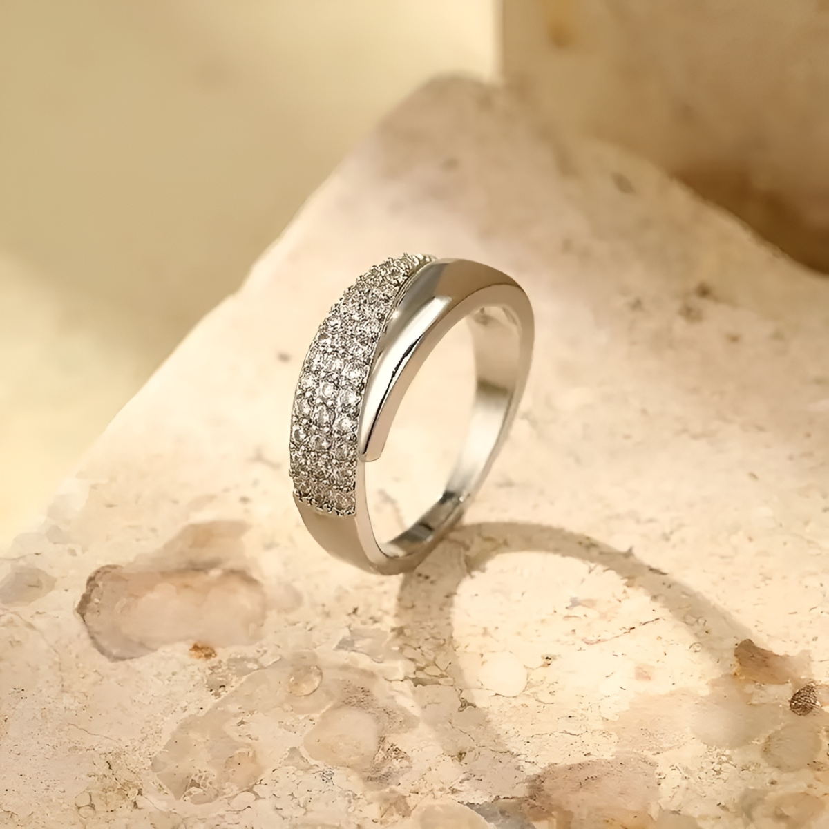 Élodie™ | Bague élégante confort intemporel féminin | Maya Deauville
