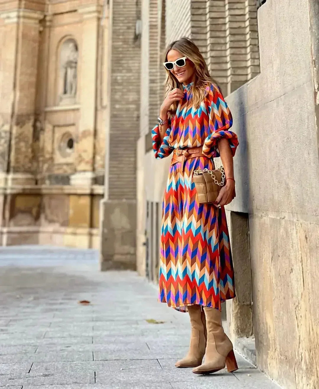 Cassandra | Robe Géométrique Vibrante | Maya Deauville