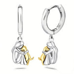 Ginny™ – boucles d’oreilles motif chien (fermeture ronde) | Maya Deauville