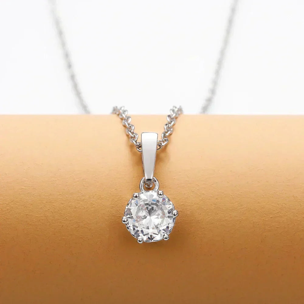 Collier Pendentif Classique en Zirconium | Maya Deauville