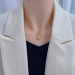 Collier Pendentif élégant en Cristal Rose et Or | Maya Deauville