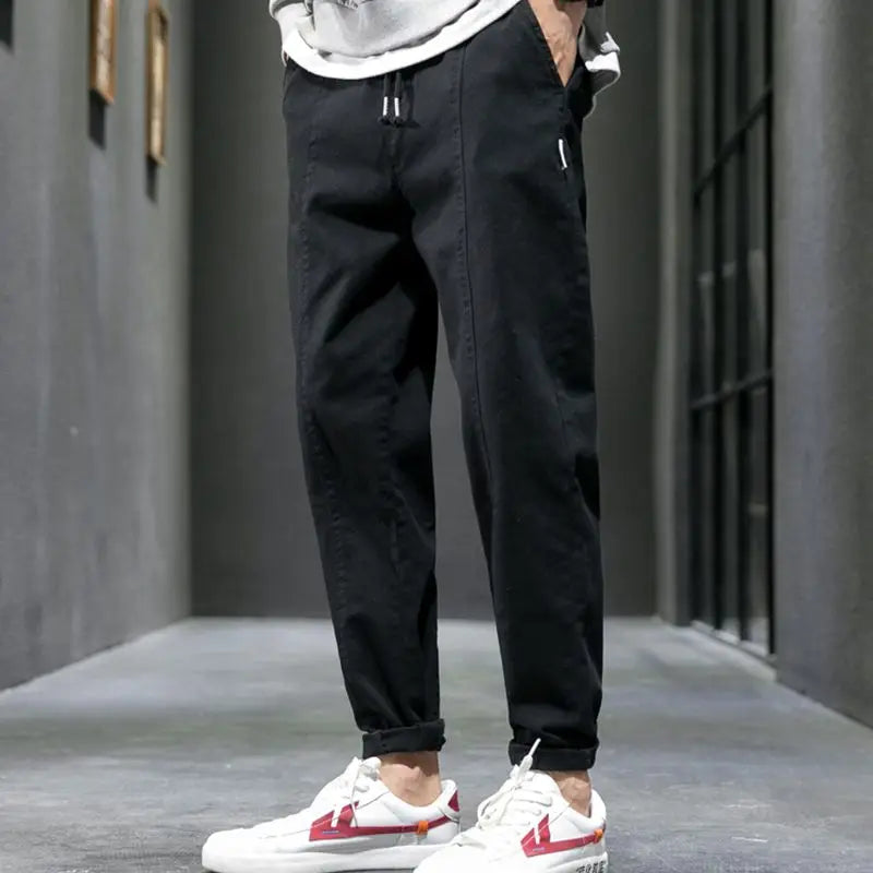 Pantalon jogger fuselé urbain | Maya Deauville