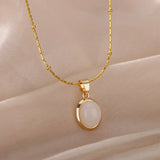 Collier Pendentif Goutte d’Eau en Opale en Acier Inoxydable Doré Chic | Maya Deauville