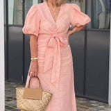 LYNORA | Robe midi élégante à encolure en v | Maya Deauville