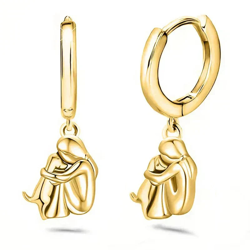 Ginny™ – boucles d’oreilles motif chien (fermeture ronde) | Maya Deauville