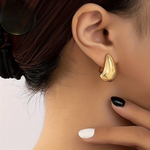 Carole™ – Boucles goutte élégantes intemporelles | Maya Deauville