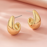 Carole™ – Boucles goutte élégantes intemporelles | Maya Deauville