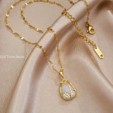 Collier Pendentif élégant en Cristal Rose et Or | Maya Deauville