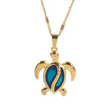 Chantal™ | Collier Tortue en Or avec Opale Bleue | Maya Deauville