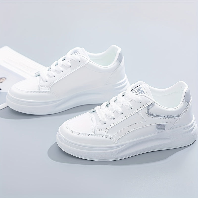 Baskets blanches chic confort léger | Maya Deauville