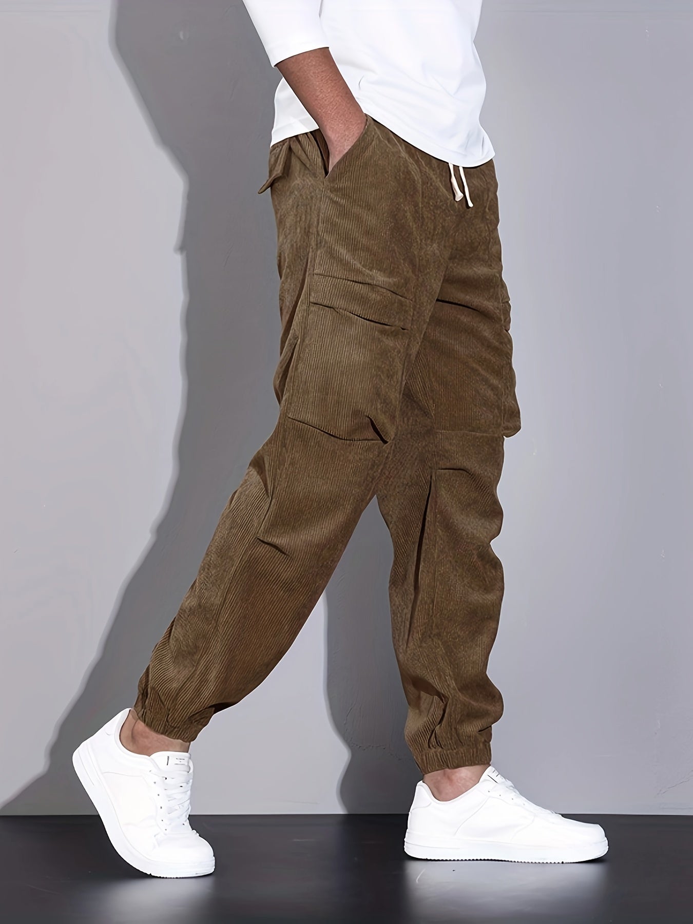 Rossi Roma™ | Pantalon cargo en velours côtelé | Maya Deauville