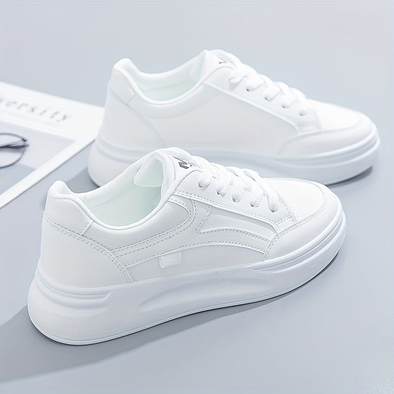 Baskets blanches chic confort léger | Maya Deauville