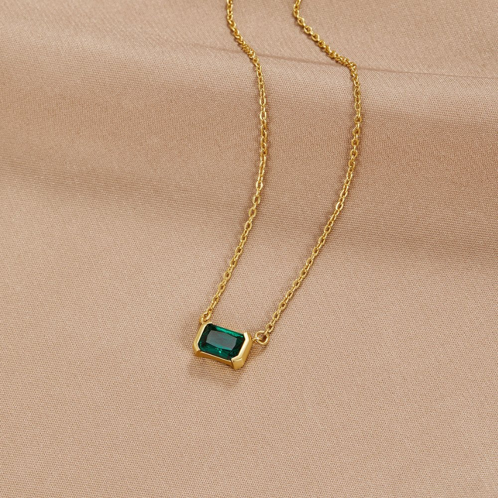 Collier Émeraude Délicat | Maya Deauville