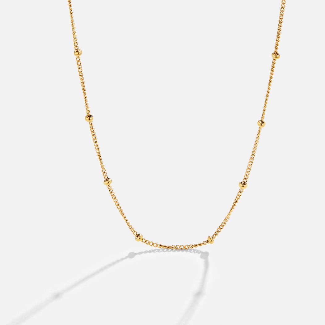 Collier Chic en Or | Maya Deauville