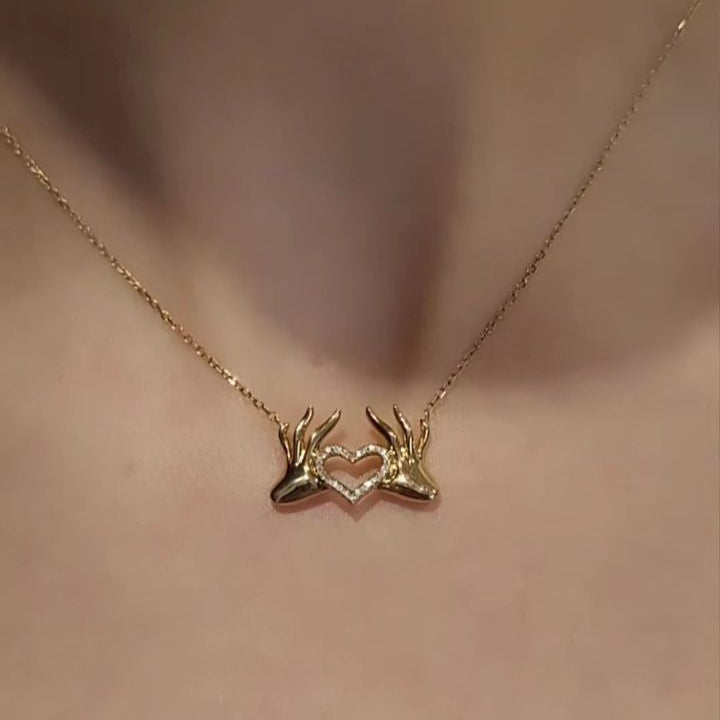 Élise™ – Geste symbolique d’amour éternel | Maya Deauville