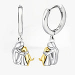 Ginny™ – boucles d’oreilles motif chien (fermeture ronde) | Maya Deauville
