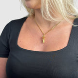Améthysa™ – Le collier du câlin, symbole d’amour et de tendresse | Maya Deauville